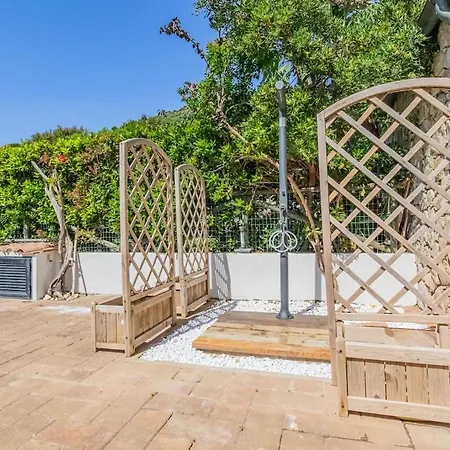 Acquasalata Villa *