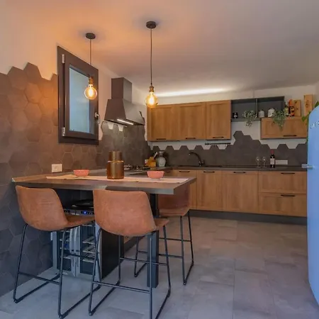 Acquasalata Villa Nisporto