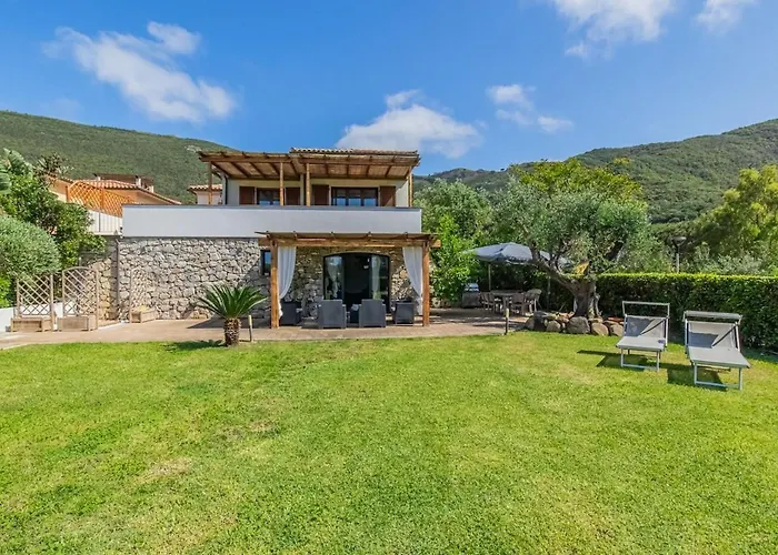 Acquasalata Villa Nisporto