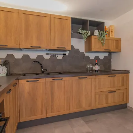 빌라 Acquasalata Nisporto