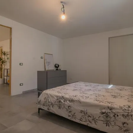 Acquasalata Villa *